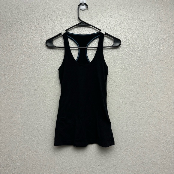 lululemon athletica Tops - Lululemon Women’s Black Sports‎ Tank Top Size 4